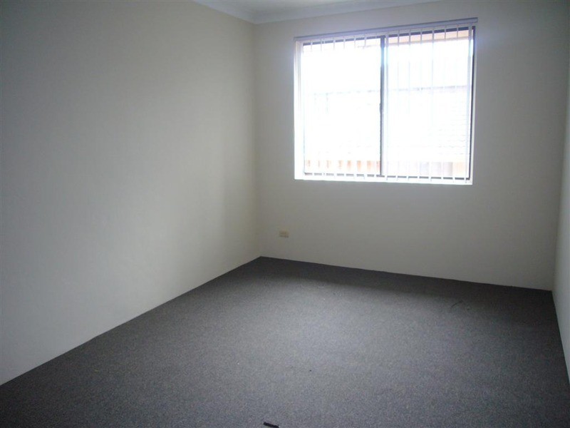 5/10-12 Carnarvon  Street, Carlton NSW 2218