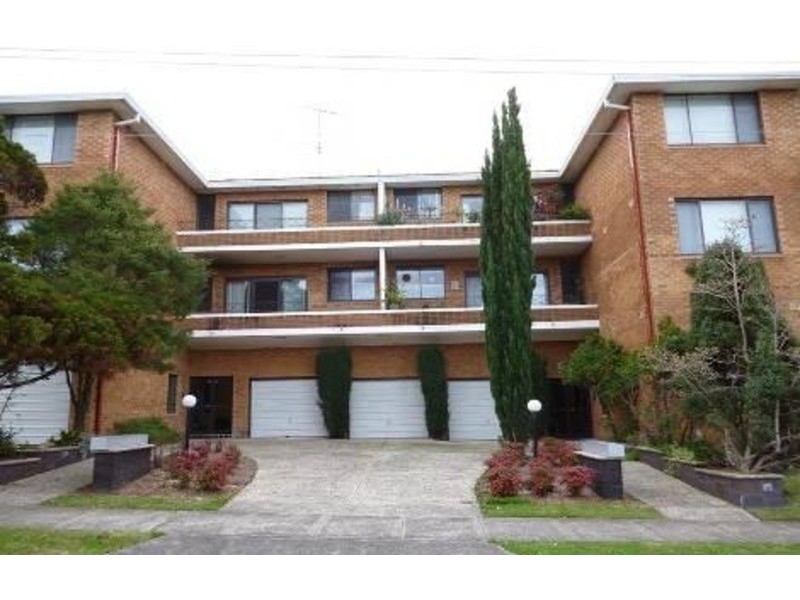 5/10-12 Carnarvon  Street, Carlton NSW 2218