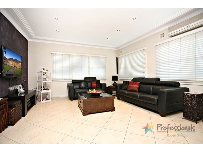 59 Cooloongatta  Road, Beverly Hills NSW 2209