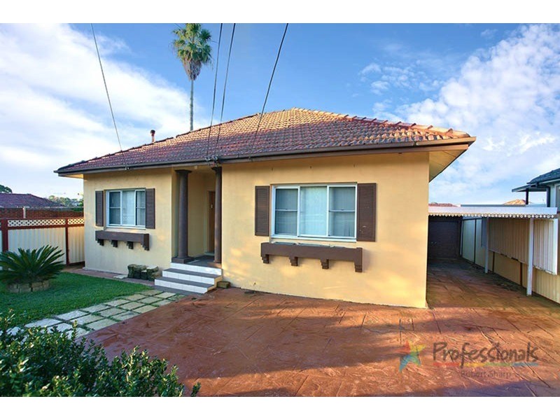 61 Cooloongatta Road, Beverly Hills NSW 2209