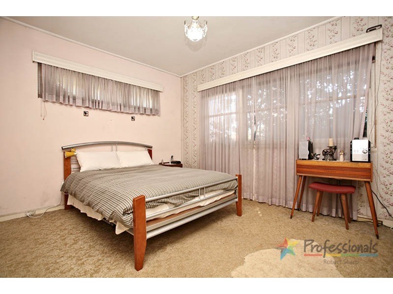 2 Richland Street, Kingsgrove NSW 2208