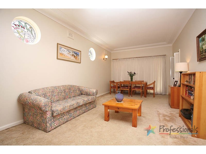 5 Doonkuna Street, Beverly Hills NSW 2209