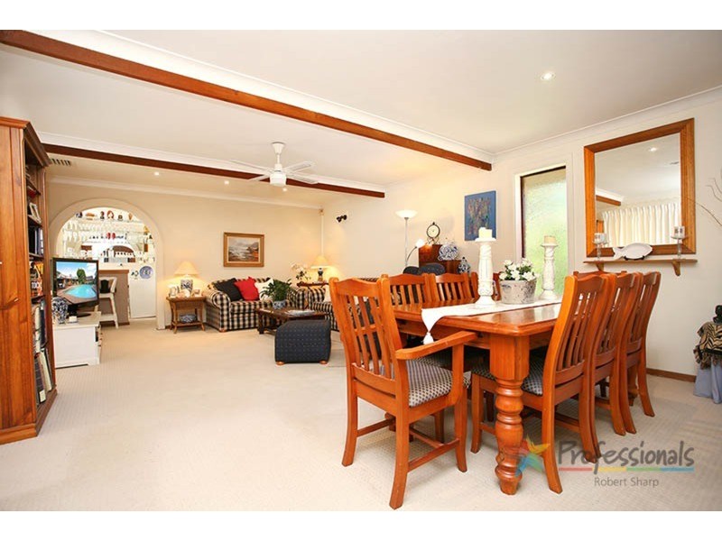 23 Cliff Avenue, Peakhurst Heights NSW 2210