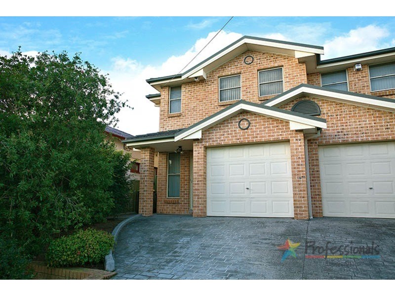 4 Highland Avenue, Roselands NSW 2196