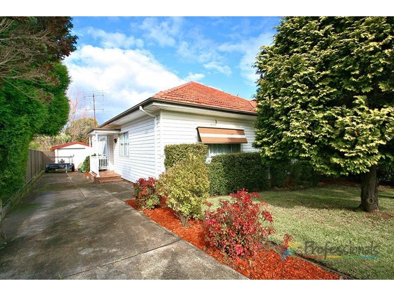 26 Albion Street, Roselands NSW 2196