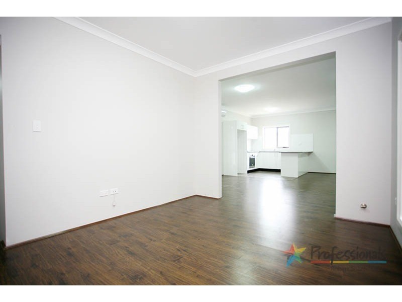 23/11-17 Broadarrow  Road, Beverly Hills NSW 2209