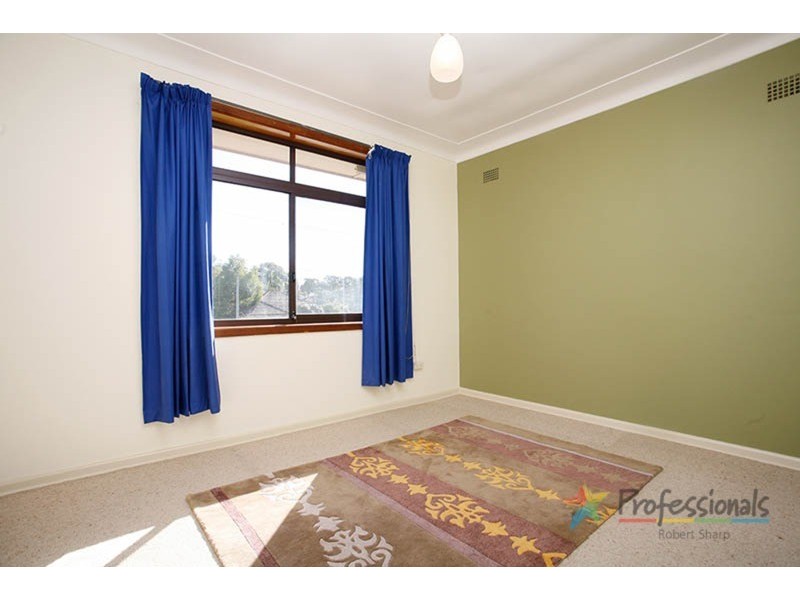 132 Belmore Road, Peakhurst NSW 2210