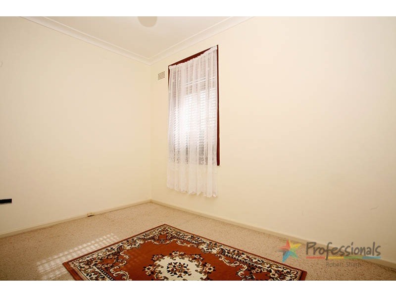 132 Belmore Road, Peakhurst NSW 2210