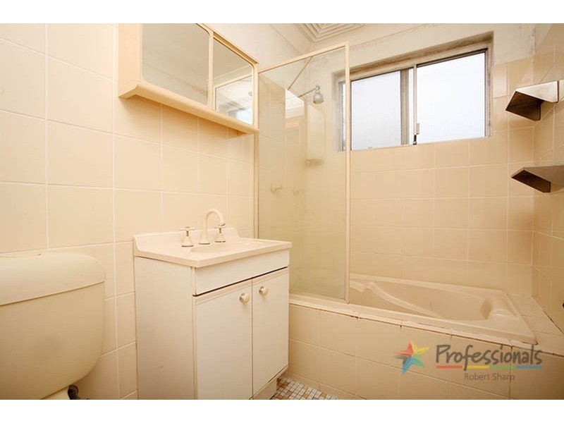 4/60 Myers Street, Roselands NSW 2196