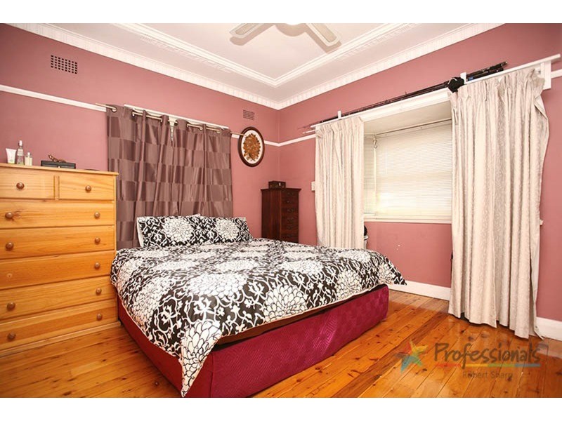 44 Cahill Street, Beverly Hills NSW 2209