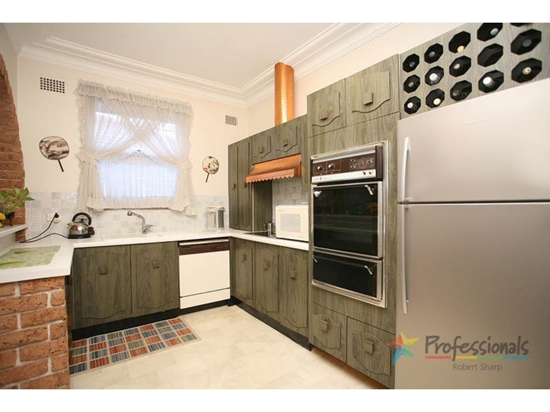 27 Elouera Street North, Beverly Hills NSW 2209