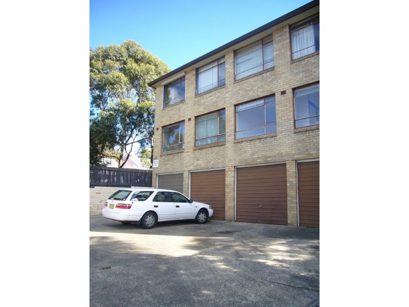 2/297 King Georges Road, Roselands NSW 2196