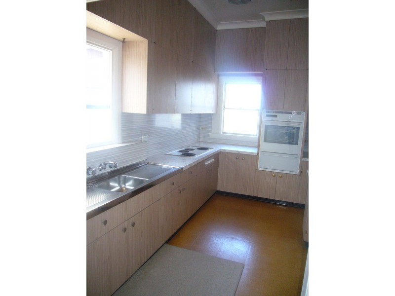 5 Mimosa  Avenue, Oatley NSW 2223