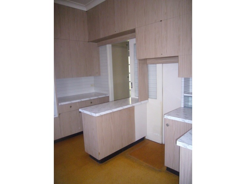 5 Mimosa  Avenue, Oatley NSW 2223