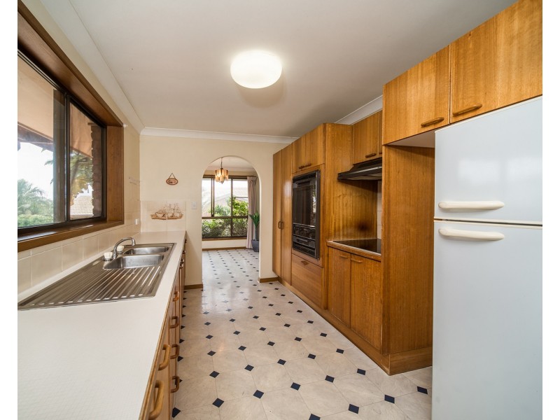 26 Yallakool Drive, Ocean Shores NSW 2483