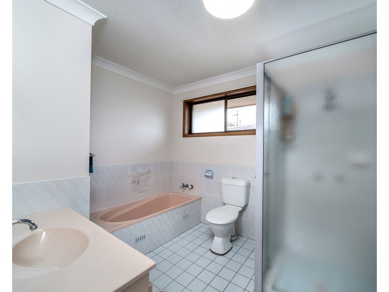 26 Yallakool Drive, Ocean Shores NSW 2483