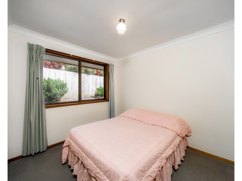 26 Yallakool Drive, Ocean Shores NSW 2483