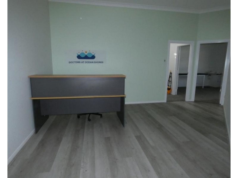 Suite 5/70-72 Rajah Road, Ocean Shores NSW 2483