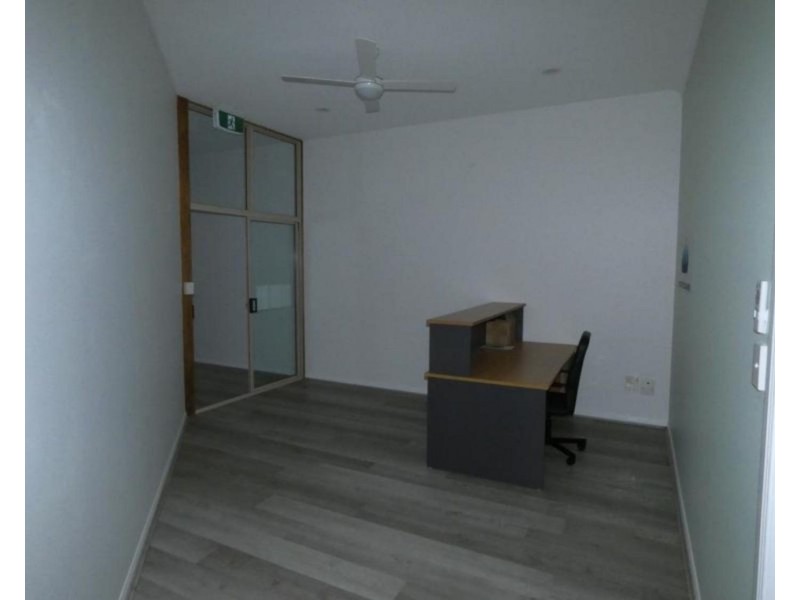 Suite 5/70-72 Rajah Road, Ocean Shores NSW 2483