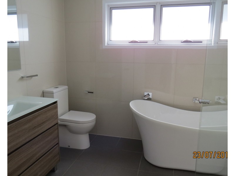 2 Elizabeth Avenue, South Golden Beach NSW 2483