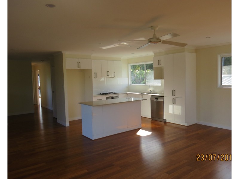 2 Elizabeth Avenue, South Golden Beach NSW 2483