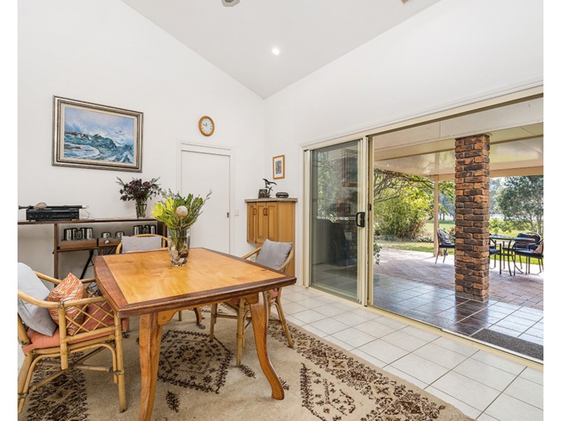 32 Narooma Drive, Ocean Shores NSW 2483