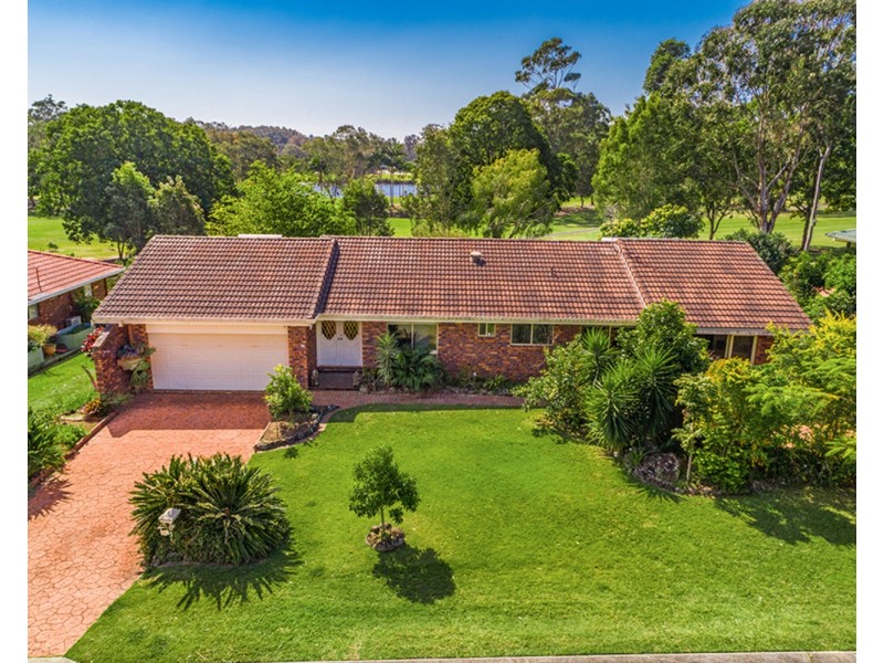 32 Narooma Drive, Ocean Shores NSW 2483