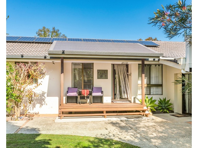 8 Barkala Court, Ocean Shores NSW 2483