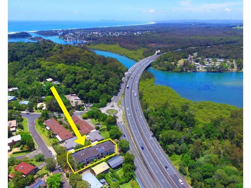 8/2 Arika Avenue, Ocean Shores NSW 2483