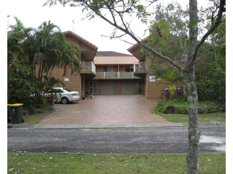 4/1 Bindaree Way, Ocean Shores NSW 2483