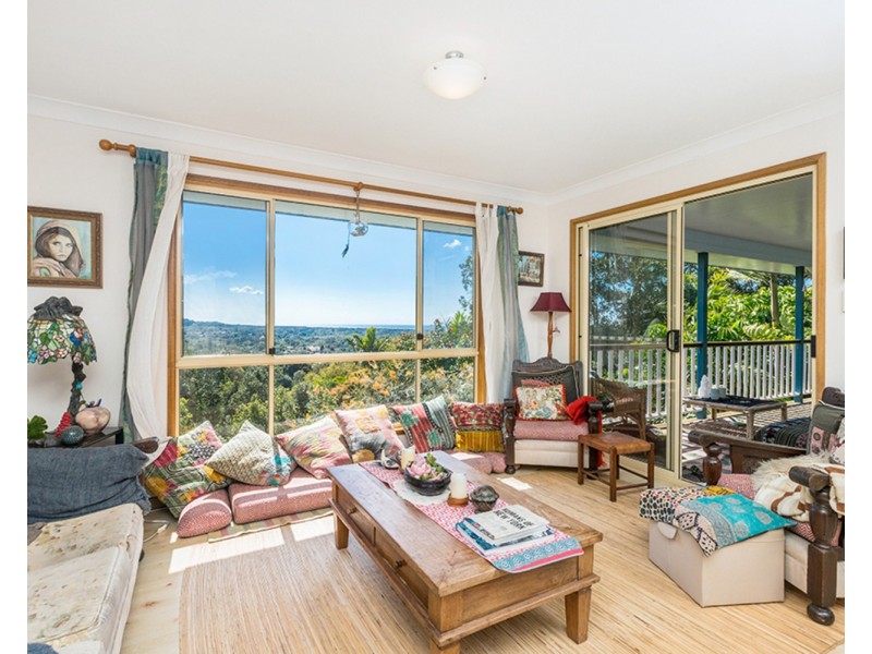 50 Tongarra Drive, Ocean Shores NSW 2483