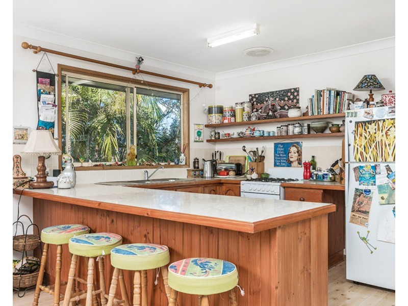 50 Tongarra Drive, Ocean Shores NSW 2483