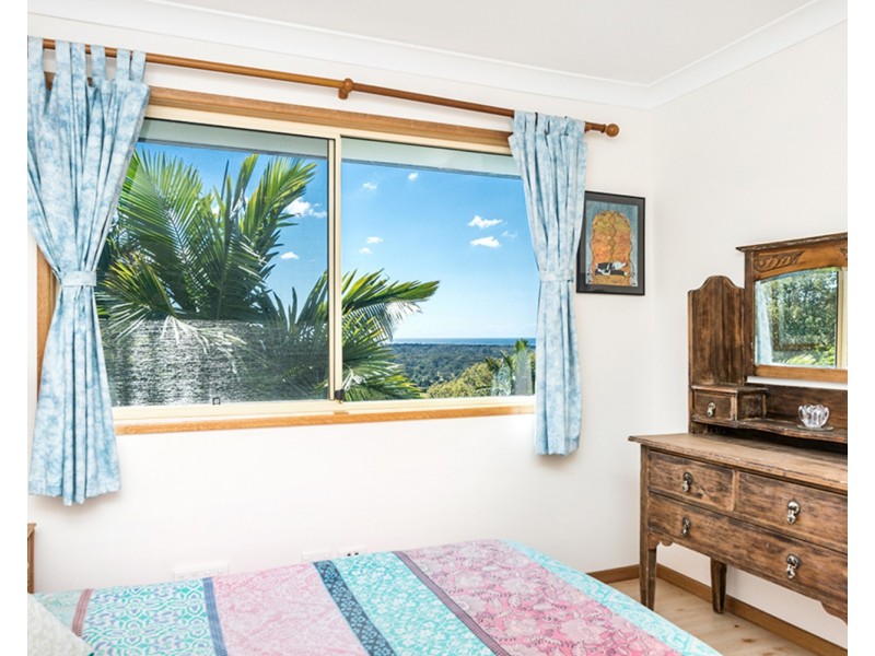 50 Tongarra Drive, Ocean Shores NSW 2483