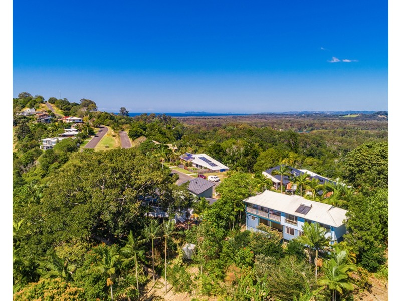 50 Tongarra Drive, Ocean Shores NSW 2483