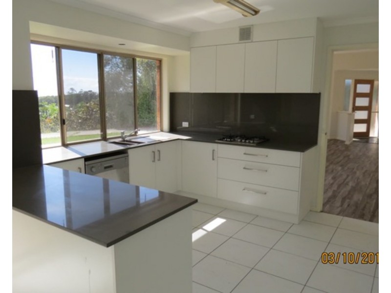 29a Rajah Road, Ocean Shores NSW 2483