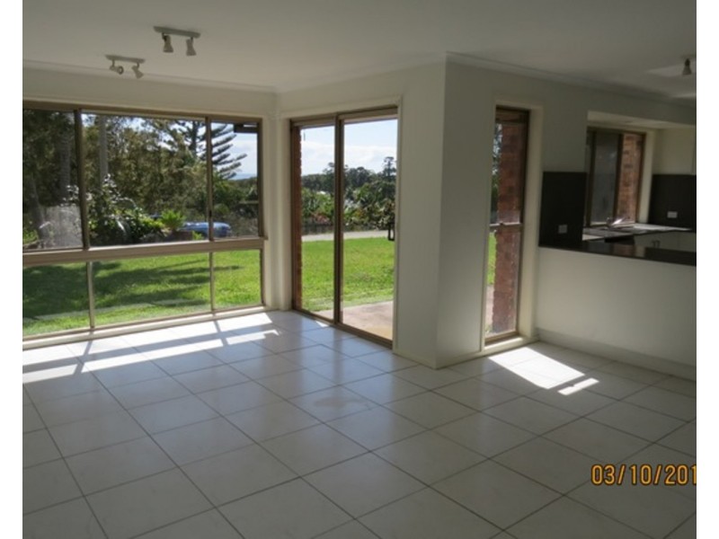 29a Rajah Road, Ocean Shores NSW 2483