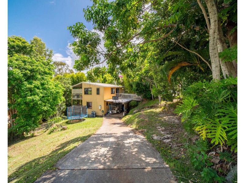 35 Warrambool Road, Ocean Shores NSW 2483