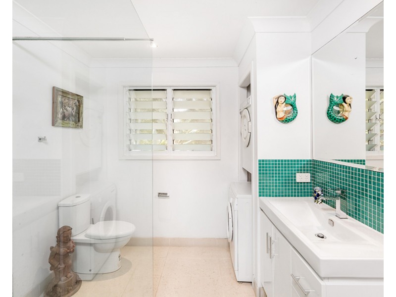 20 Narooma Drive, Ocean Shores NSW 2483