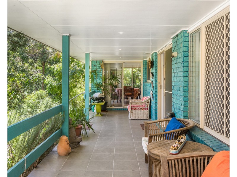20 Narooma Drive, Ocean Shores NSW 2483