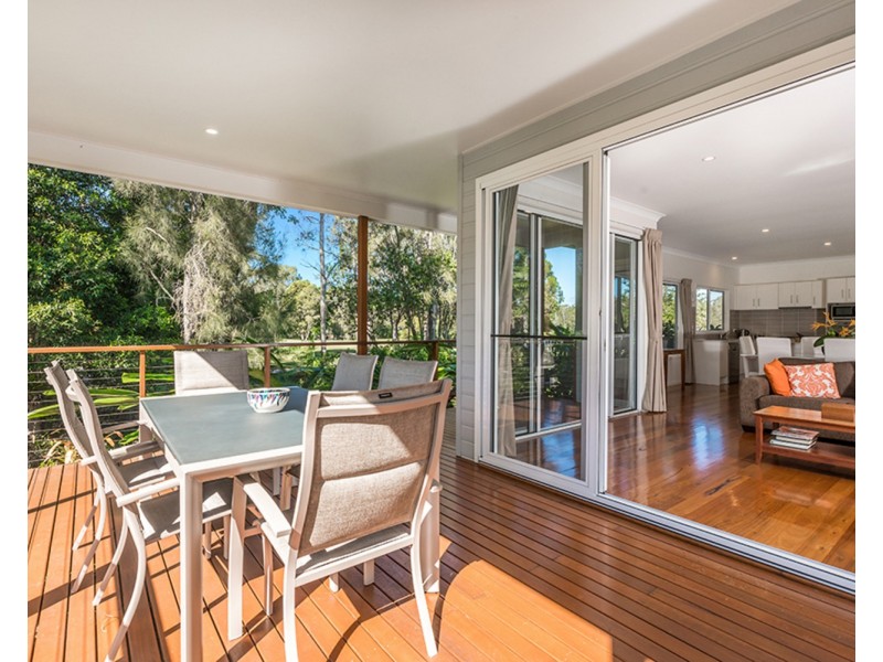 2/80 Balemo Drive, Ocean Shores NSW 2483