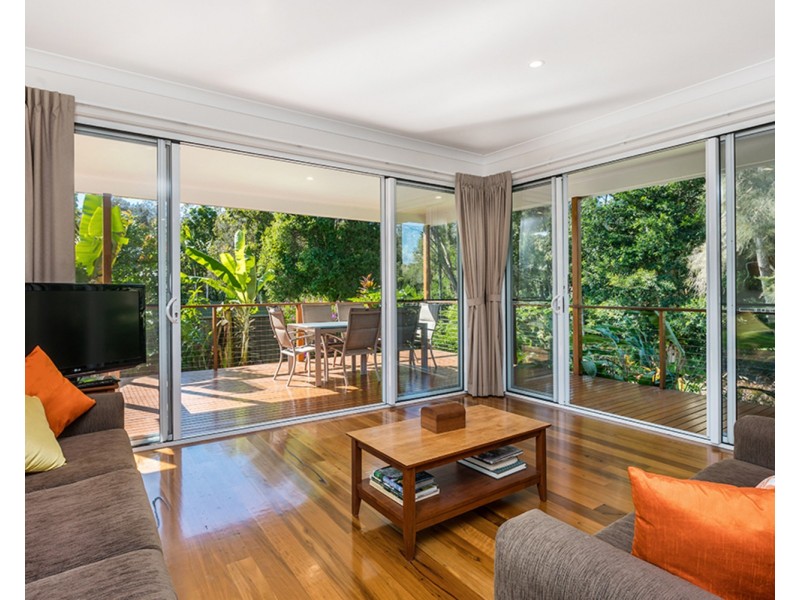 2/80 Balemo Drive, Ocean Shores NSW 2483