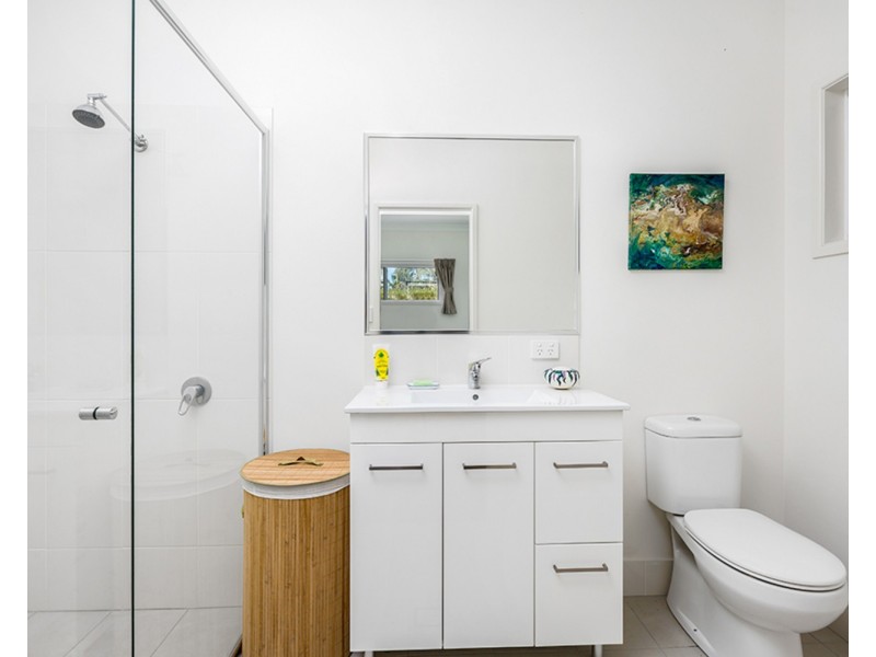 2/80 Balemo Drive, Ocean Shores NSW 2483