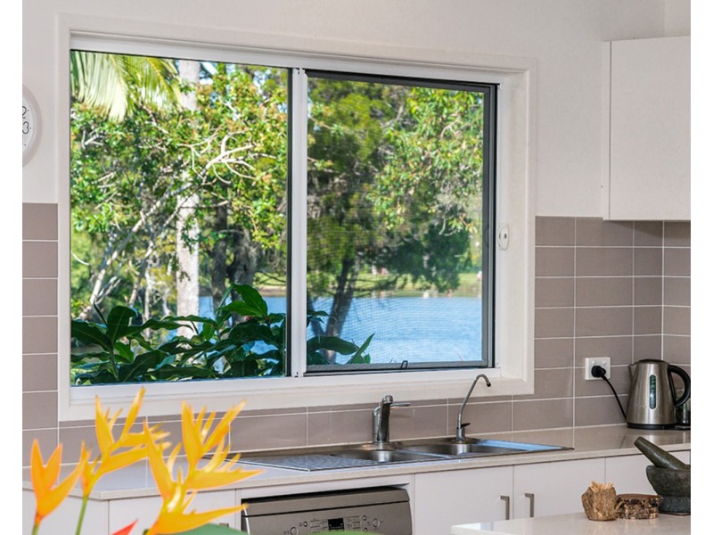 2/80 Balemo Drive, Ocean Shores NSW 2483