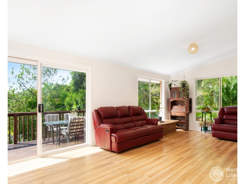 10  Gin Gin Crescent, Ocean Shores NSW 2483