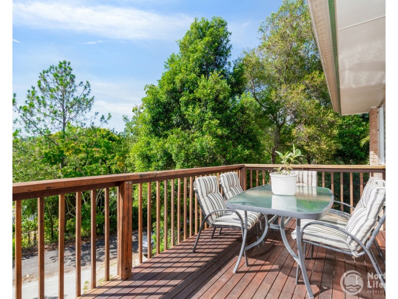 10  Gin Gin Crescent, Ocean Shores NSW 2483