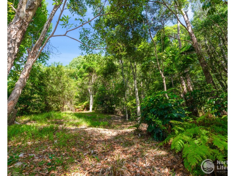10  Gin Gin Crescent, Ocean Shores NSW 2483