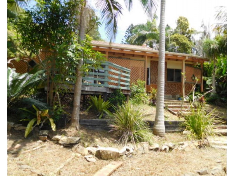 9 Gira Place, Ocean Shores NSW 2483