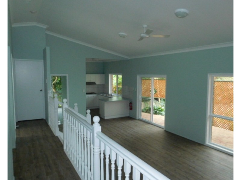 9 Gira Place, Ocean Shores NSW 2483