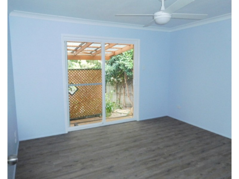 9 Gira Place, Ocean Shores NSW 2483