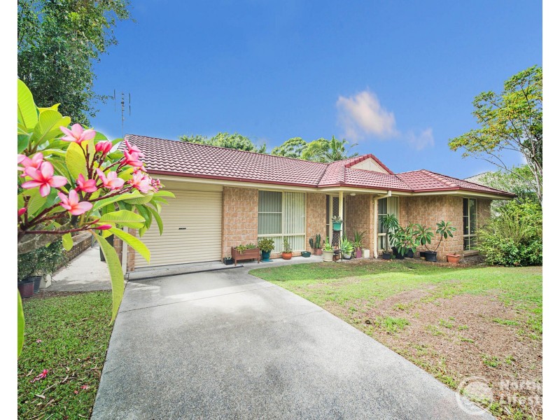 135 Shara Blvd, Ocean Shores NSW 2483